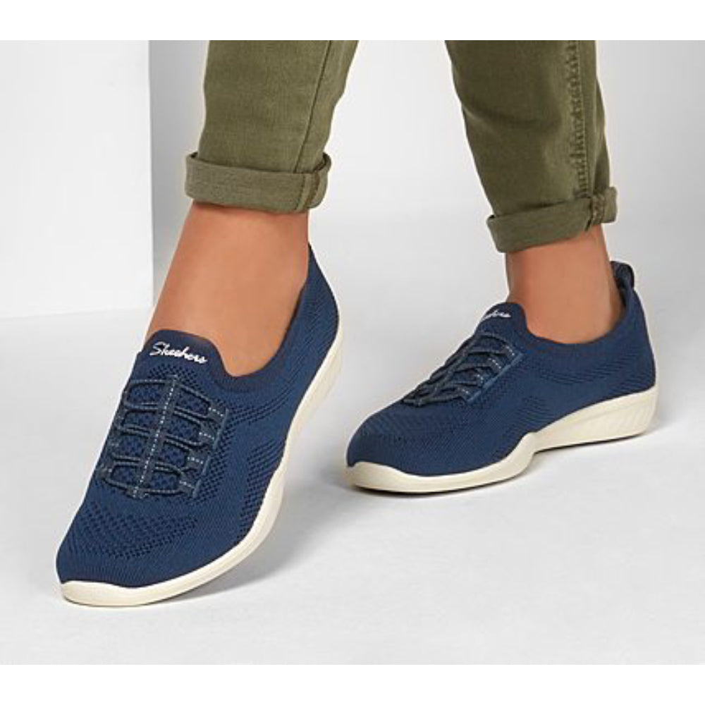 SKECHERS Newbury St - Every Angle Running Shoe (Navy)