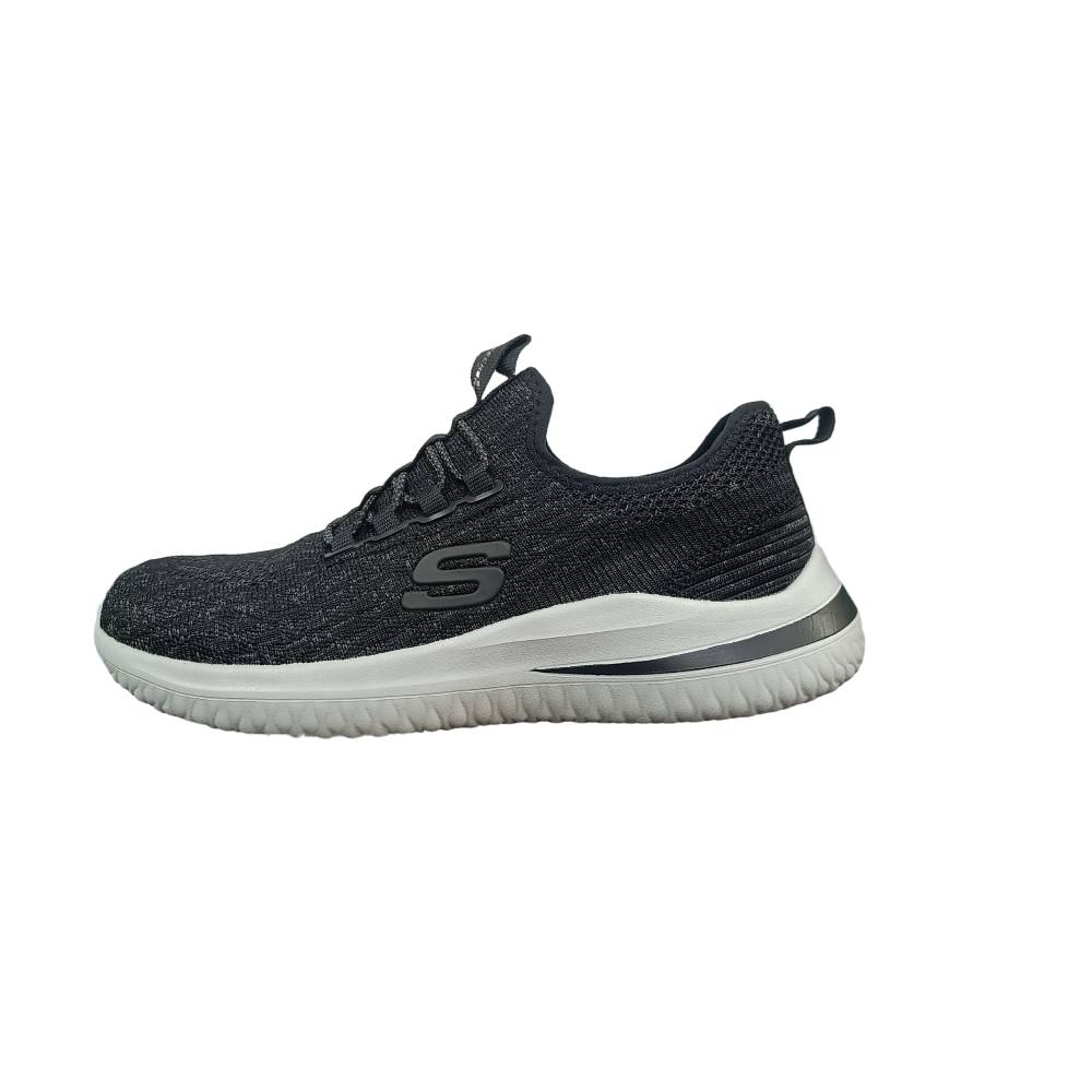 SKECHERS Delson 3.0 Running Shoe (Black)